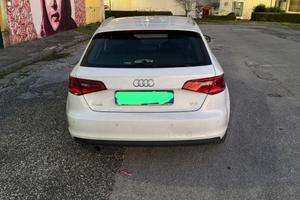 Audi A3 III 2013 Sportback 1.6 tdi Ambition