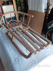 Slitta da traino in legno