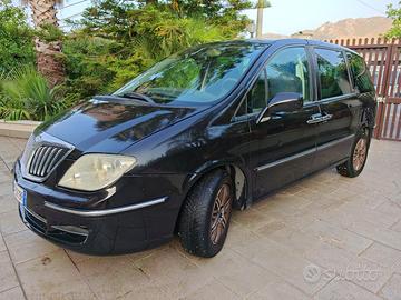 Lancia Phedra 2.2 170cv