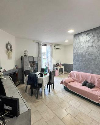 3 LOCALI A NAPOLI