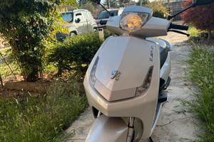 Peugeot vivacity 50cc 4t
