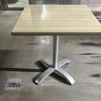 Sedie e tavoli da esterno