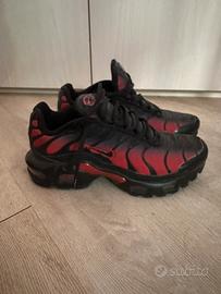 tn nike rosse e nere