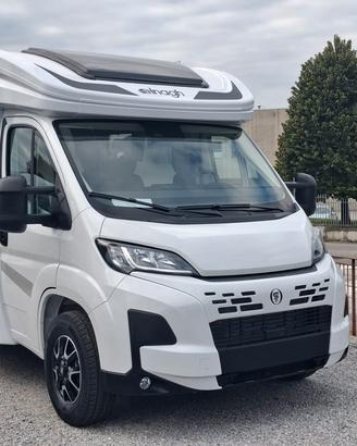 Elnagh T-Loft 450 semintegrale con garage in coda