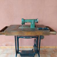 Macchina da cucire BORLETTI anni '50