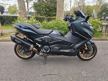 Yamaha TMax 560 Tech Max