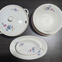 Set piatti di servizio in porcellana decorata