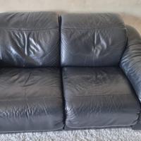 DIVANO IN PELLE CON MECCANISMO RELAX