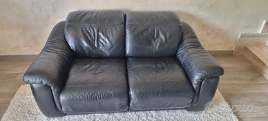 DIVANO IN PELLE CON MECCANISMO RELAX