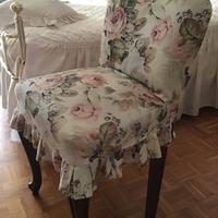 Due poltroncine anni 50 sfoderabili .