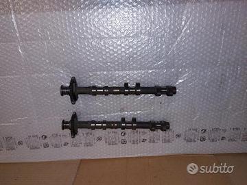 alberi a camme triumph speed triple 955 955i