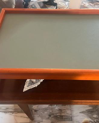 Vassoio in legno
