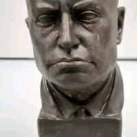 busto Benito mussolini