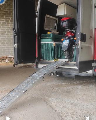 Porta moto interno da Garage per Camper + Rampa 