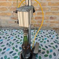 Tappatrice pneumatica per pomodori