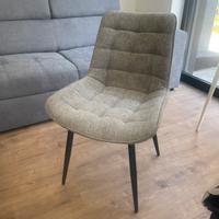 Sedie resistenti in tessuto