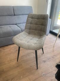 Sedie resistenti in tessuto