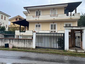 Appartamenti / villa