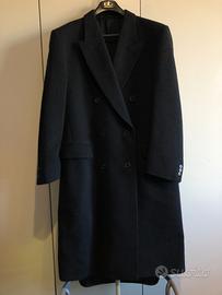 Cappotto doppiopetto grigio in lana e cashmere di