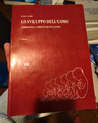 Lo sviluppo dell'uomo di Keith Moore