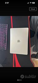 Apple macbook 13”, 2017, batteria nuova