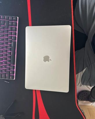 Apple macbook 13”, 2017, batteria nuova
