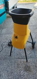 attrezzo da giardino 