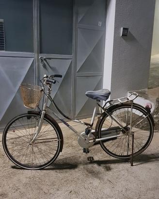 Atala anni 70