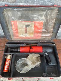 Sparachiodi Hilti anni 70