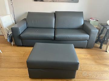 Divano letto con pouf