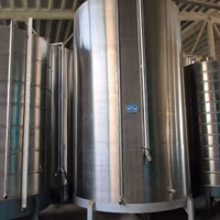 Serbatoi acciaio inox e confezionamento olio