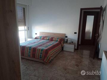 Camera Matrimoniale e Sinngola arredata