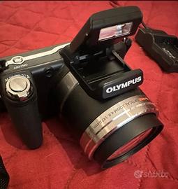 Olympus sp-800us come nuova.