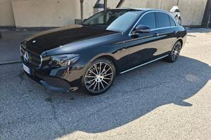 Mercedes W 213