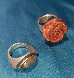 Lotto 2 anelli argento 925 corallo rosso e pietra 