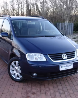 VOLKSWAGEN Touran 2.0 16V TDI Trendline