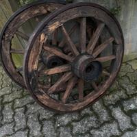 coppia di ruote originali Carro restaurate