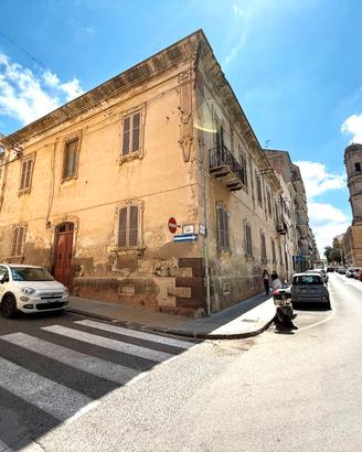 Prestigioso Immobile Liberty primi 900