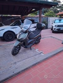 Beverly 400 s con pochi chilometri 