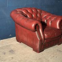 Poltrona club Chester Chesterfield in vera pelle 