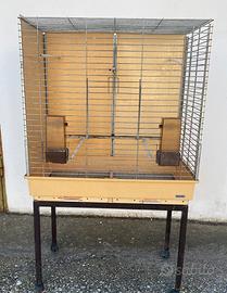 Gabbia per pappagalli.