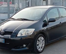 Toyota Auris 1.4 D-4D 5