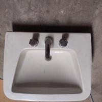 Lavandino per bagno