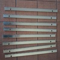 Cremagliera metallica 8 pezzi da 0,5mt cadauno