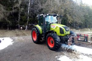 Claas Arion