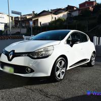 RENAULT CLIO 1.2 75CV NEOPATENTATI