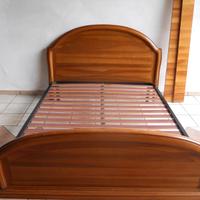 Letto matrimoniale in legno