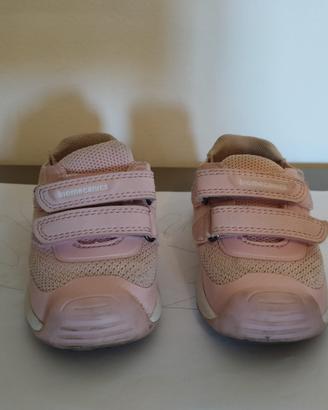 Sneaker Biomecanics rosa tg. 21 con scatola