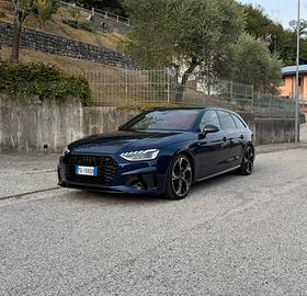 Audi A4 avant 40 TDI S tronic S line edition