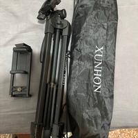 Treppiede per fotocamera e smartphone